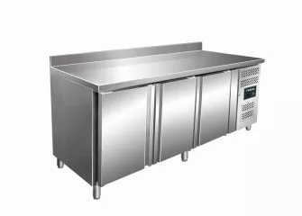 Kühltisch mit Aufkantung | B 2230 x T 700 x H 890/990 mm