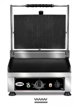 Kontaktgrill, elektro, oben gerillt und unten glatt, aus Gusseisen